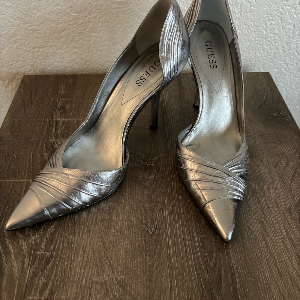 Guess Silver Heels - Picture 2 of 4
